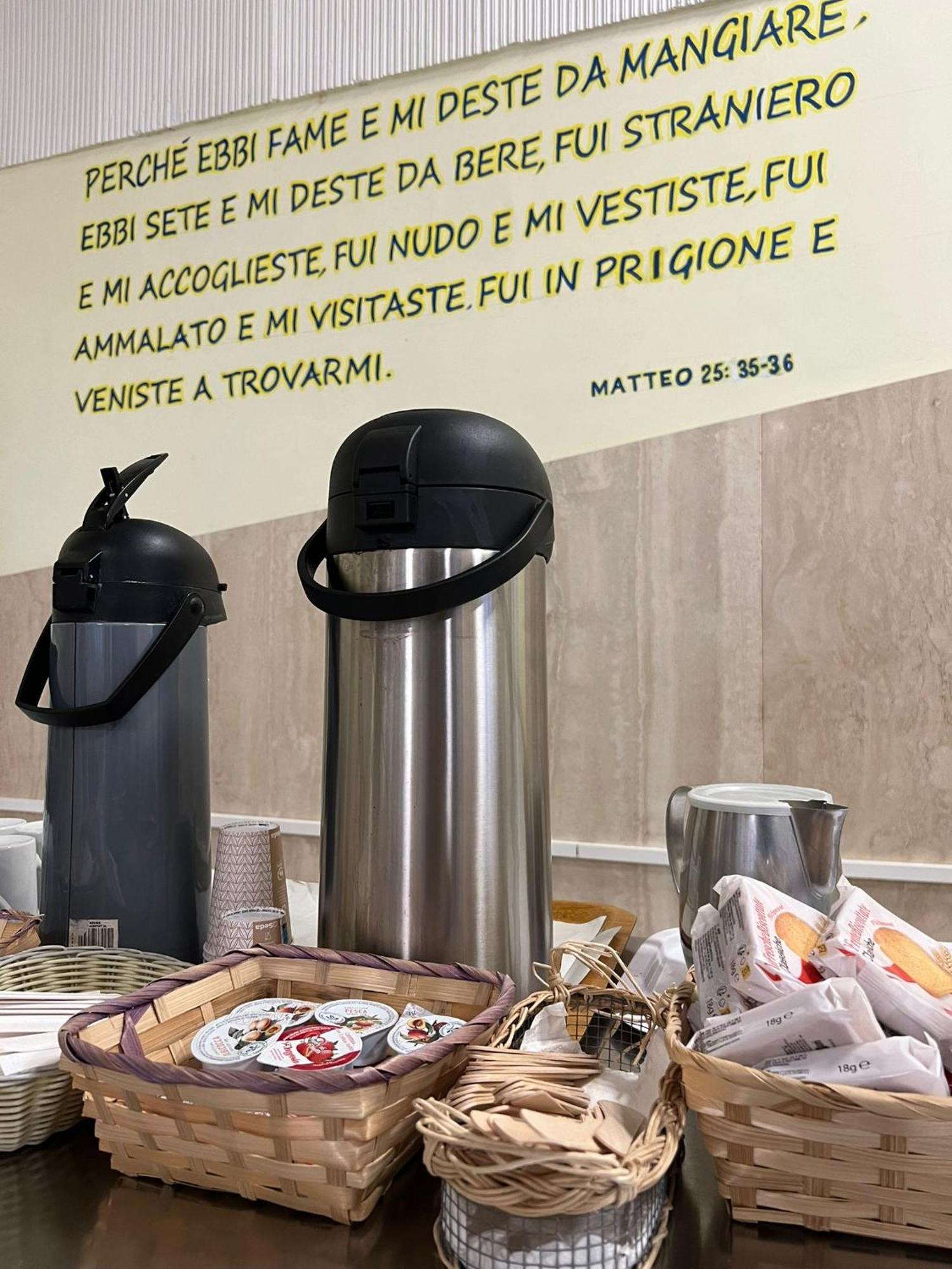 Hostal Foresteria Esercito Della Salvezza *